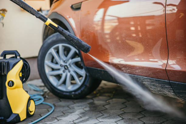 Best Garage Pressure Washing  in Bloomfield, IA