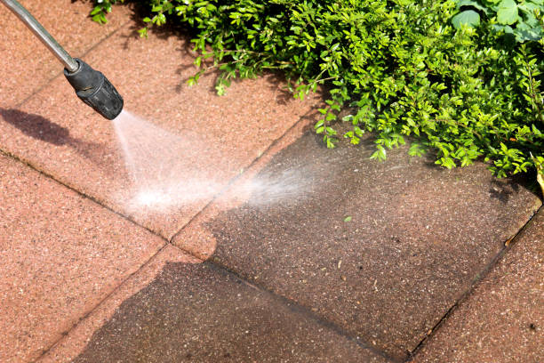 Best Garage Pressure Washing  in Bloomfield, IA